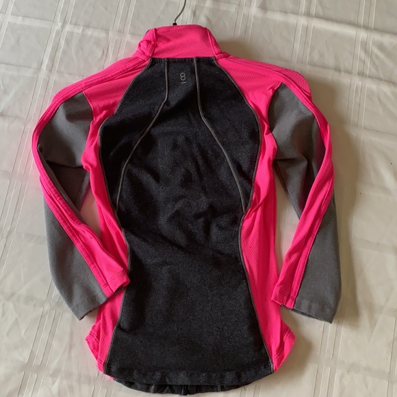 Workout jacket - Picture 2 of 2